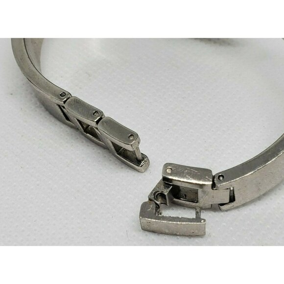 Nine West NW/1631 Silver Tone Quartz Analog Ladies Watch Y121E NW/1631 - Picture 7 of 11